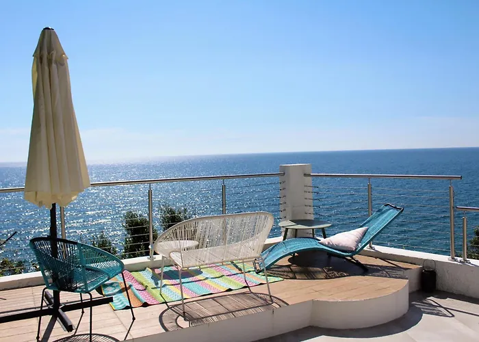 Conca C21- Front Little Pool, Private Jacuzzi Sea View Apartahotel 4*