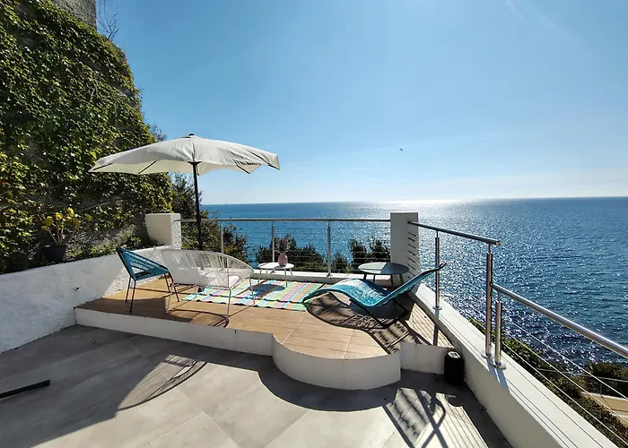 Apart-hotel Conca C21- Front Little Pool, Private Jacuzzi Sea View Marina dʼAndora