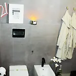 Conca C21- Front Little Pool, Private Jacuzzi Sea View Apartahotel 4*