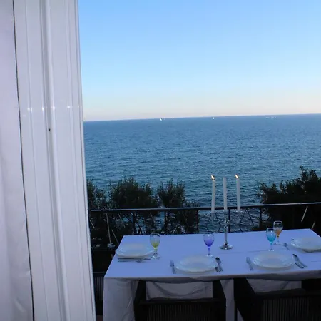 מלון דירות Conca C21- Front Little Pool, Private Jacuzzi Sea View Marina dʼAndora