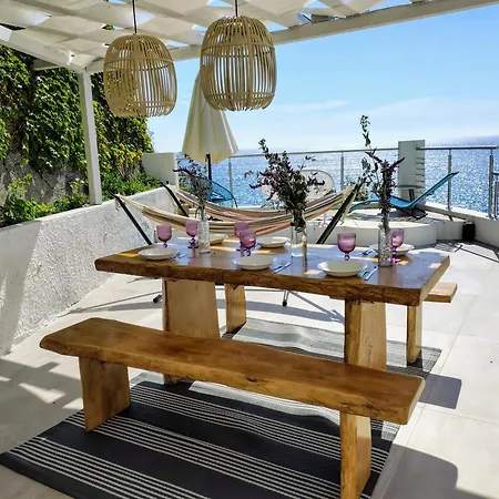 Conca Verde: Beachfront With Private Jacuzzis Aparthotel Andora