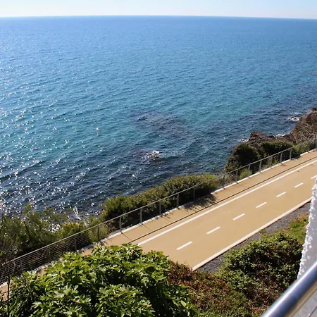 Conca Verde: Beachfront With Private Jacuzzis Andora